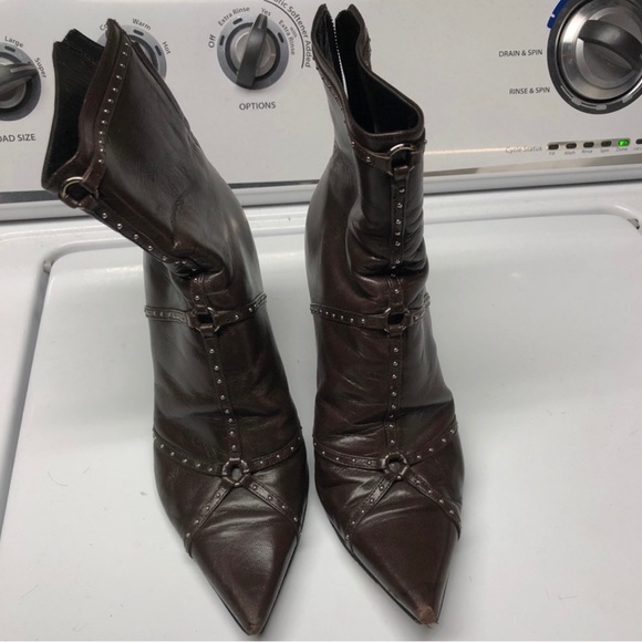 WANT TO BUY!!! Dior vintage lace up heeled ankle boots! US size 8 or 8.5!!! - Picture 2 of 2